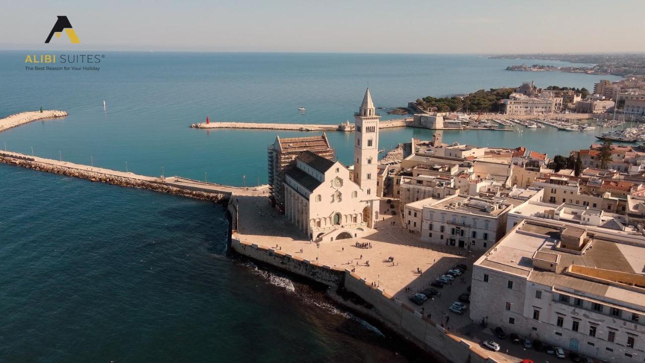 Alibi Suites Suite Museum: Gioiello Con Vista Sul Museo Archeologico Nazionale, Letto E Doccia Con Cromoterapia, Smart Tv, Wifi E A/C Ruvo di Puglia Buitenkant foto